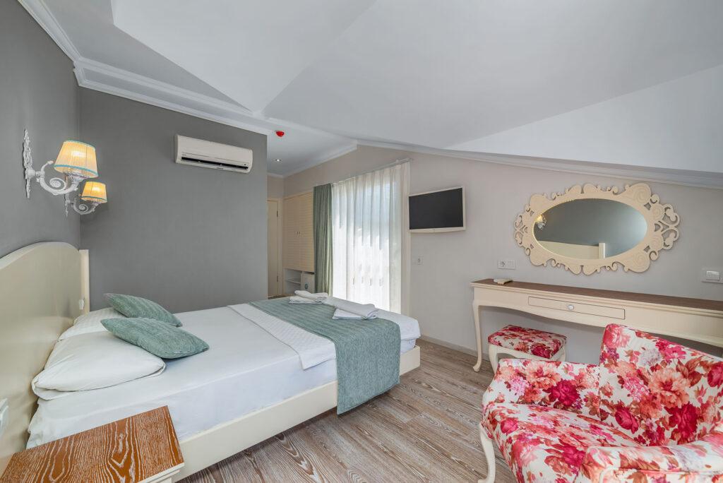 Majestic Hotel Oludeniz Exterior photo